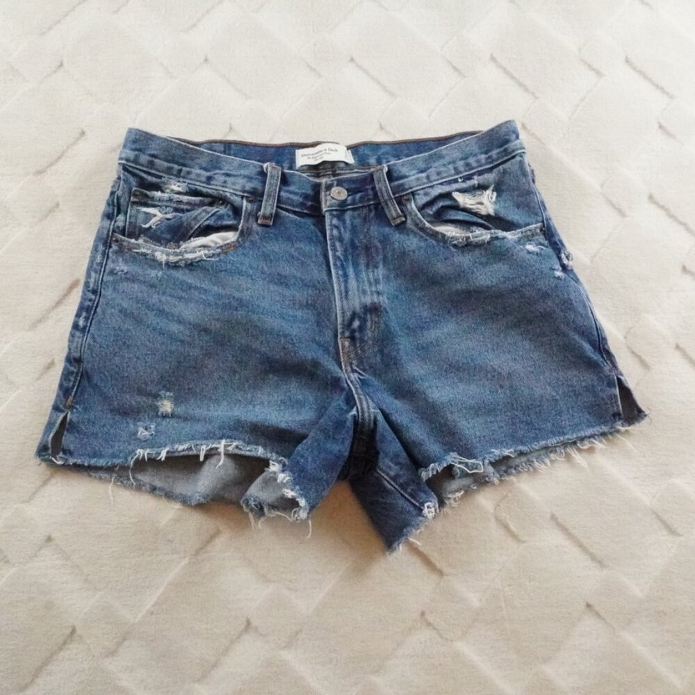 Abercrombie & Fitch Mid Rise Boyfriend Fit Shorts Womens 30 Blue Denim